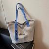 Bolso de Lona Rayada para Mujer 2025 Nuevo Bolso Tote Escolar de Gran Capacidad Estilo Coreano Bolso Tote de Hombro para Viajes Cotidianos Ligero Moderno