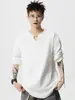 Camiseta Masculina de Peso Pesado com Textura de Listras Verticais, Gola V, Manga Longa, Tamanho Plus Size, Tendência, Para Pessoas Gordas, Solta, Estilo Hong Kong, Roupa de Primavera, Camisa Versátil para Usar por Baixo