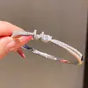 Pulseira com Fivela de Encaixe em Forma de Cobra Banhada a Ouro Real 18K Moda Retrô Pulseira Elegante Luxo Acessível Joias de Alta Qualidade para Mulheres