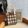 Bolso de Mano de Punto de Nuevo Estilo Color Dopamina Bolso de Almacenamiento Versátil de Nicho Bolso Pequeño de Punto Cruzado