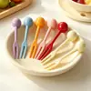 Juego de Tenedores para Fruta Dopamina Tenedores Creativos de Alto Valor para Uso Doméstico Pequeños Pinchos de Plástico para Fruta Venta al por Mayor