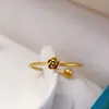 Anillo Abierto de Acero Inoxidable con Carcasa de Acero Inoxidable con Números Romanos, Anillos de Borla Versátiles de Acero de Titanio Electrochapado de Alta Gama en Varios Estilos