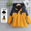 Chaqueta 3 en 1 con Bloques de Color para Niños, Temporada Primavera, Otoño, Invierno 2026, Conjunto Desmontable con Forro de Polar para Niños Mayores