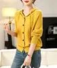 Cardigã de tricô casaco feminino suéter peça externa solta outono e inverno camada externa com capuz top gola V suéter estilo primavera e outono moletom com capuz