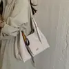 Bolso Tote Tejido de Nicho Estilo Coreano de Moda Otoño 2026 Nuevo Casual Gran Capacidad Estilo Perezoso Bolso de Hombro Axila