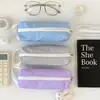 O mesmo estilo do Xiaohongshu: Estojo pequeno quadrado cor creme estilo japonês para estudantes, alto valor estético, grande capacidade, bolsa de papelaria portátil