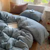 Juego de ropa de cama de cuatro piezas de gasa de doble capa, modelo nuevo 2026, sábana, funda de edredón, juego de ropa de cama de tres piezas de una sola pieza para dormitorio estudiantil