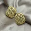 Brincos Quadrados de Tecelagem de Açúcar Vazados Femininos Nicho Original Alto Padrão Leve Luxo Padrão Losango Exquisitos Brincos de Ouro Riqueza