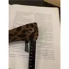 Design de Nicho Francês Bico Fino Flats Estampa de Leopardo Sapatos Femininos Primavera e Outono 2025 Nova Primavera Salto Alto Elegante Bico Fino