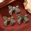 Broche de Gravata Borboleta Novo Transfronteiriço Design Retrô de Alto Padrão Grande Alfinete de Laço Corsage Acessórios para Roupas Femininas