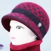 Chapéu de Outono Inverno para Mãe de Meia-Idade e Idosa Chapéu de Lã Grosso com Borla e Veludo Extra para Mulheres Senhora Idosa Chapéu de Tricô Quente para Proteção contra o Frio Vovó