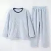 Conjunto de ropa para el hogar para niños, otoño e invierno, forrado de felpa y engrosado, a juego con atuendos familiares, conjuntos de pijama de franela para niños y niñas, disponible para envío directo