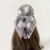 Lenço de Seda Floral Retro de Luxo Leve Transfronteiriço com Toque Macio, Lenço de Cabeça, Lenço, Lenço de Seda para Primavera e Outono, Lenço Quadrado Médio Feminino
