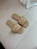 Sandálias Rasteirinhas Femininas de Couro Genuíno com Padrão de Diamante de Tira Única, Chinelos Macios de Couro para Uso Externo, Estilo Pequeno Perfume, Versáteis para Casa e Exterior