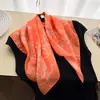Lenço Estampado Versátil e Vibrante em Seda Falsa, Lenço Quadrado Pequeno com Toque de Luxo, Xale de Proteção Solar, Lenço de Pescoço, Lenço de Cabeça, Lenço Novo