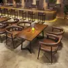 Bar de estilo industrial, salón, asientos en cabina, sofá, cafetería, restaurante de barbacoa, restaurante occidental, bar de música, taberna, juego de mesa y silla