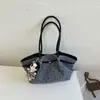 Bolsa Tote de Gran Capacidad Bolso de Hombro Plegado Popular con Lunares Bolso de Axila para Mujer Nuevas Bolsas Otoño/Invierno 2026 Bolsos para Mujer
