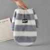 Suéter para Cão de Estimação Transfronteiriço Outono e Inverno Nova Roupa Suéter Elástico Filhote Pet Listrado Preto e Branco Gato Quatro Patas
