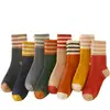 Calcetines de invierno hasta la pantorrilla para mujer, calcetines largos de otoño e invierno, calcetines de rizo, engrosados y forrados de felpa, cálidos y absorbentes, calcetines de maternidad
