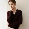 Suéter de punto simple 100% cachemira con cuello de tijera y múltiples botones para mujer, holgado y favorecedor, adecuado para ir al trabajo