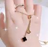 Accesorios de Collar de Acero de Titanio de Alta Gama que No se Desvanecen para Mujer, Cadena Versátil para Clavícula, Joyería de Cuello de Mariposa de Lujo Ligero a la Moda al por Mayor