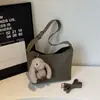 Bolsa Quadrada Pequena Casual Retrô 2025 Inverno Nova Grande Capacidade para o Dia a Dia Bolsa de Ombro sob o Braço Bolsa Transversal Feminina