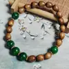 Pulseira de Terço Novo Estilo Feita de Madeira Nanmu de Cor Escura, Pequena Pulseira Criativa em Novo Estilo Chinês