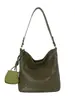 Bolso tejido de gran capacidad para mujer, nuevo estilo verano 2026, bolso cruzado de un solo hombro casual de alta gama, bolso de mano casual para el trabajo