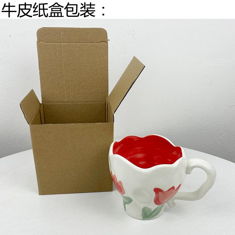 手捏杯.jpg