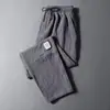 Calça Esportiva Respirável de Seda de Gelo para Homens, Calça Casual Moda Coreana Slim-Fit de Perna Reta Tendência, Calça Longa Tendência para Homens, Caimento Solto