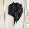 Xale de Tricô Grosso Cor Lisa Estilo Coreano para Mulheres Outono Inverno Macio Grudando Versátil Cachecol Triângulo Grande Simples Aquecedor de Pescoço Peça de Roupa Externa