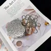 2026 Disco Redondo Acrílico Completamente con Diamantes Bolso Pequeño Cruzado Bolsa de Montaña Debajo de Pino Bolsa Kasle para Mujer