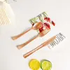Venta al por mayor del fabricante Cubiertos desechables coloridos transfronterizos para ensalada de frutas, pastel y comida