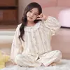 Los pijamas populares de este año para niñas son de algodón nube para primavera y otoño, de manga larga, dos piezas, para casa, para niñas pequeñas.