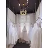 Cabide Dourado para Vestido de Casamento Estante Especial para Exposição de Vestidos de Estúdio Cabide de Parede para Loja de Roupas Femininas Barra Espessada de Ferro Forjado para Pendurar Roupas