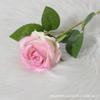 Venta al por mayor de rosas artificiales de seda, decoración para el hogar y la sala de estar, ramo falso de rosas rojas individuales artificiales.