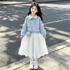 Conjunto de Moda Outono/Primavera para Meninas: Novo Conjunto de Duas Peças: Moletom com Gola de Laço Doce e Saia Fofa