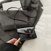 Bolso Cuadrado Pequeño de Mujer Color Sólido de un Solo Hombro Cruzado Ligero Simple Lacado Moderno para el Trabajo 2026 Casual de Gran Capacidad Elegante