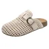 Mules Bamu Xiu com Trama Vazada de Malha, Solado Grosso e Bico Fechado para Mulheres, Estilo Verão 2026 com Fivela, Meia-Chinelo Bobo, Atacado