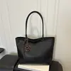 Bolsa Tote Manual Grande Capacidade Simples Urbana Feminina 2026 Novo Estilo Elegante Casual Ombro Único Sob o Braço Bolsa Grande