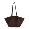 2026 Bolso Tote Nuevo Retro de Terciopelo Escarchado para Mujer, Gran Capacidad, Para Viajar al Trabajo, Bolso de Hombro Único, Estilo Coreano, Simple, Bolso Grande de Mano