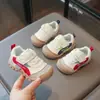 Zapatos para Caminar de Bebé de Primavera y Otoño Modelo Nuevo 2026 Zapatos Funcionales Antideslizantes de Suela Suave para Niños Zapatos Modernos para Bebés Niñas