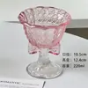 Taza alta con lazo rosa, copa de vino tinto de alto valor, copa de champán, copa de cóctel, taza de café