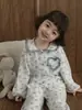 Wuli Bu Yi [Processamento Personalizado] Conjunto de Pijama Duas Peças Floral para Meninas Primavera/Outono 2026 com Gola Boneca