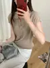 Camiseta de punto acanalado de seda y lino con manga corta y cuello semiabierto para mujer, nuevo estilo verano 2026, top versátil para ir al trabajo