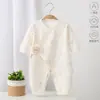 Macacão de Bebê para Primavera e Outono Categoria Bebê Roupas de Casa de Algodão Puro Pijama Roupas de Passeio para Recém-Nascido com Fechamento Lateral