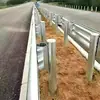 Guarda-corpo Anticolisão Ondulado para Rodovia, Guarda-corpo Galvanizado Pintado por Aspersão para Segurança em Estradas Rurais, Painéis de Guarda-corpo Ondulados de Duas e Três Ondas para Alta Velocidade