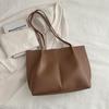 Bolso Tote Casual para Viajero para Mujer 2024 Nuevo Bolso de Hombro Distintivo de Moda Simple Retro Bolso de Mano de Gran Capacidad