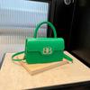 Bolso Cuadrado Pequeño Retro de Temperamento Nuevo de Primavera 2025 Casual para Desplazamientos Bolso de Hombro Mensajero con Cierre Personalizado Bolso de Mujer