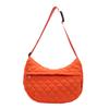 Bolsa de chaqueta de algodón acolchado con bordado de diamantes de otoño e invierno 2024 nueva color sólido gran capacidad textura todo partido dumplings bolso de hombro cruzado